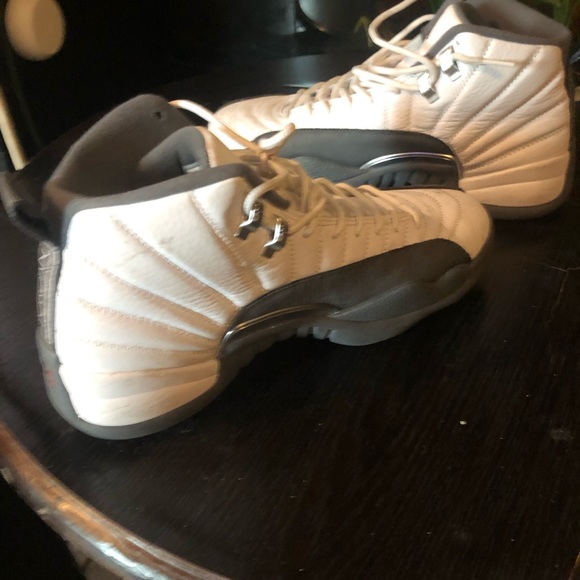 Jordan sneakers size 9.5 brand new - Picture 3 of 5